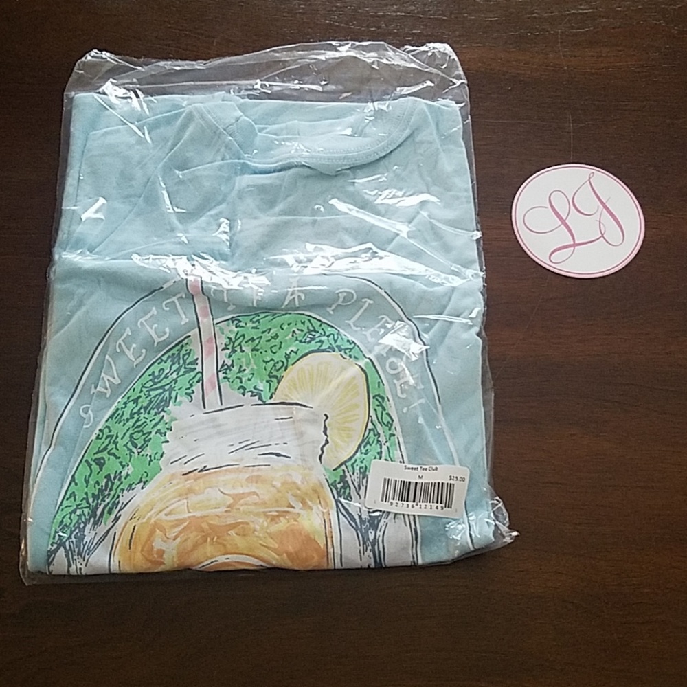Lauren James tee